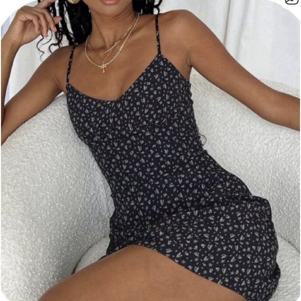 princess polly Jaye floral black pink Padded v neck mini dress 2 Xs